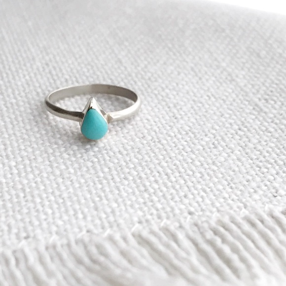 Vintage Jewelry - VINTAGE Native Turquoise Sterling Stacking Ring